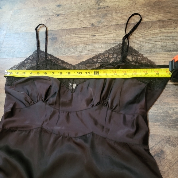 Elegant Black Lace Trim Dress - Picture 5 of 7